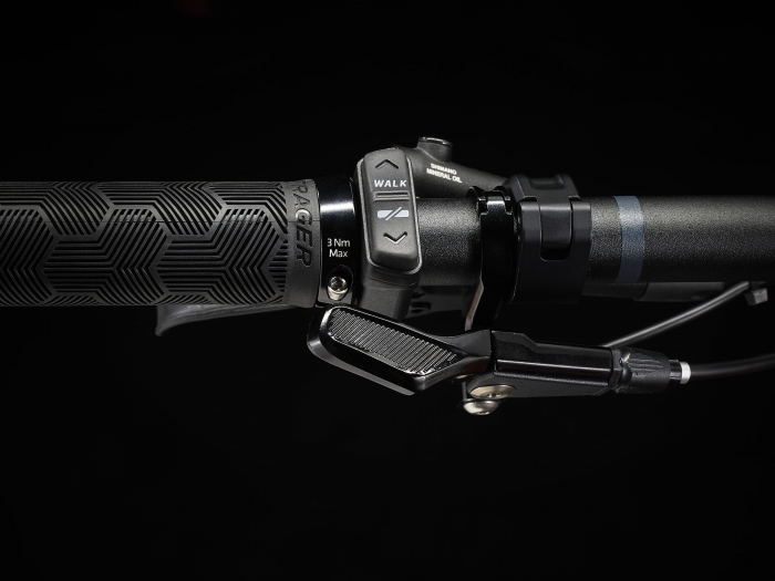 FUEL EXe 9.5 Deore EU L Matte Dnister Black