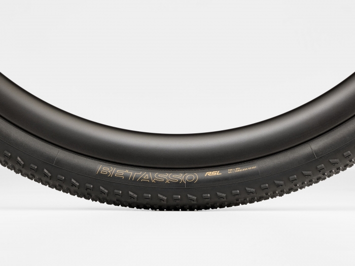 Pneu Bontrager Betasso RSL 700 x 42c TLR Noir